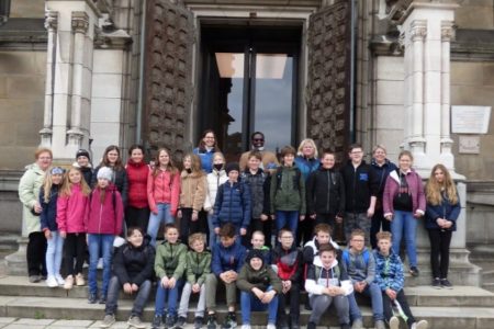 Dombesuch der Firmlinge